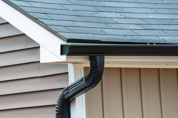 rain-gutter-roof-with-downpipe.jpg